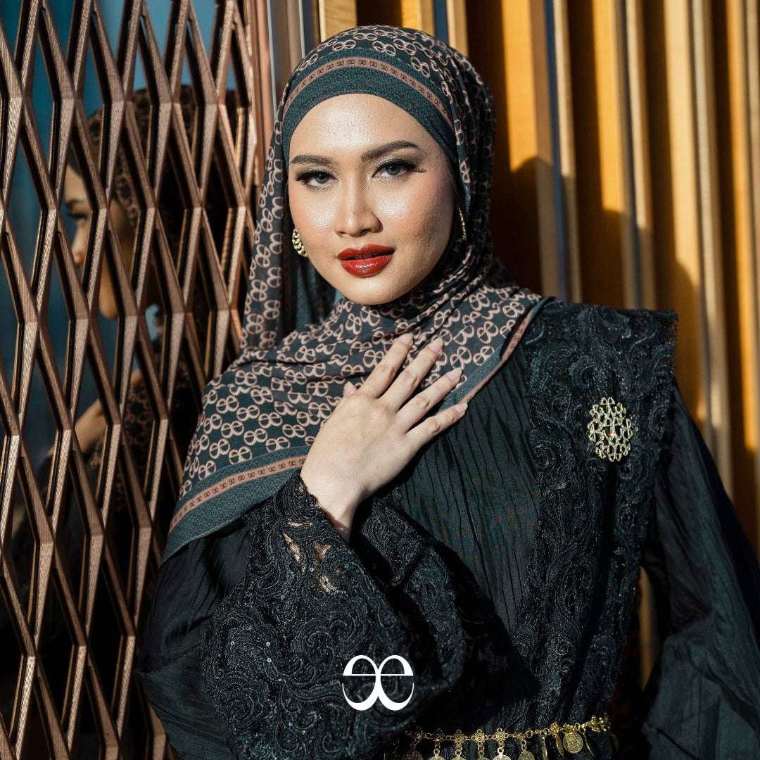 Forest Majesté Dress - Couture Collection