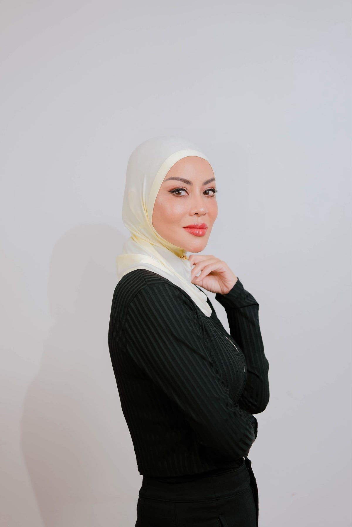 ELLAYA Hijab Sport Wear Instant AuraFit Jersey Series