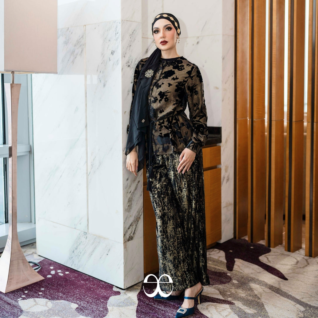 Ebony Aurelia Oneset - Couture Collection