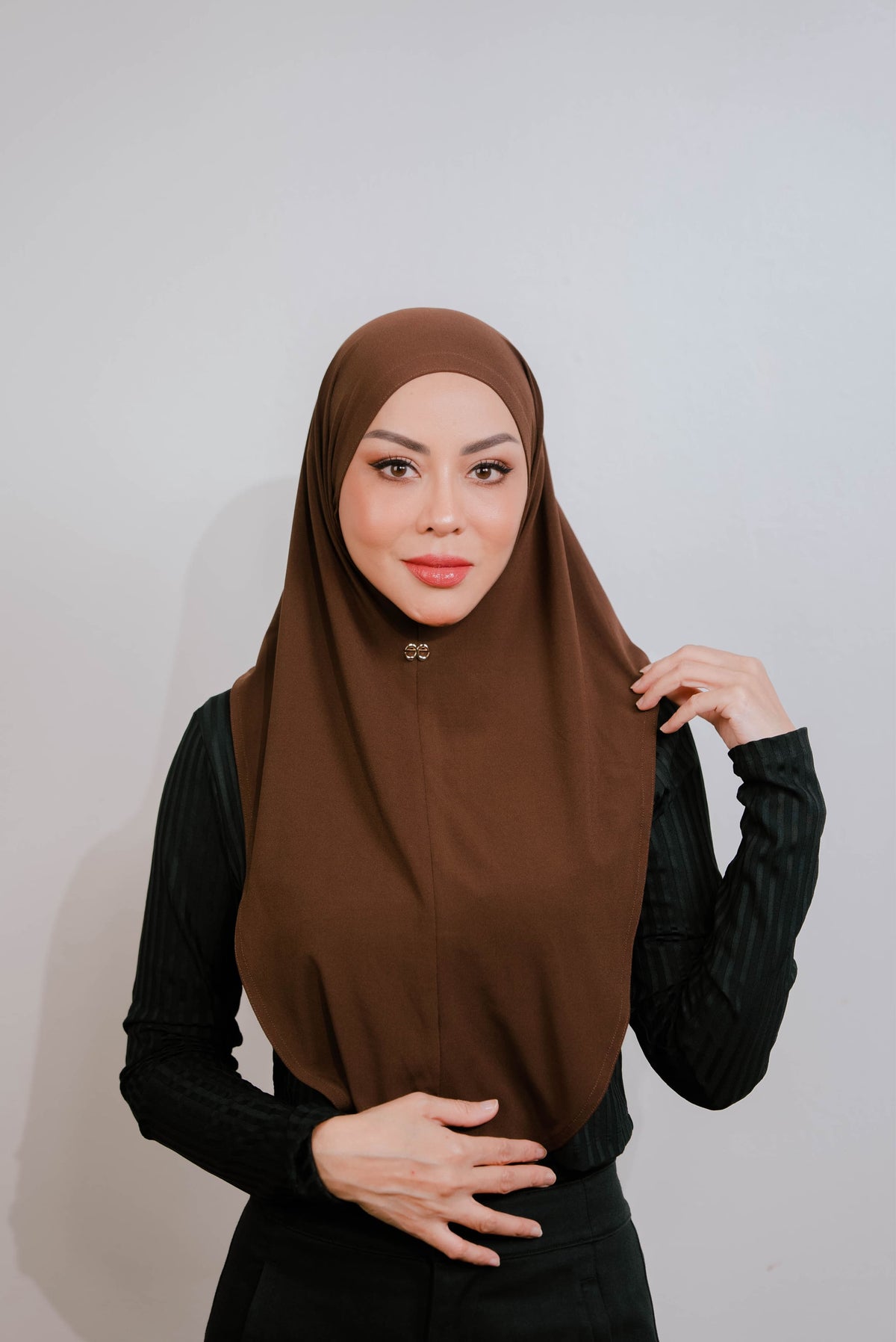 ELLAYA Hijab Sport Wear Instant FlexLong Jersey Series