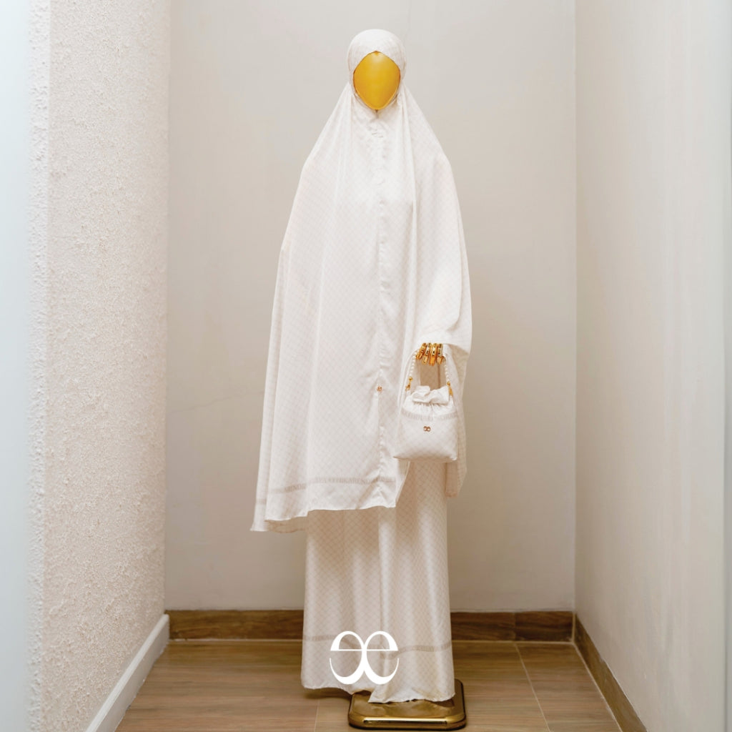 Nayyara Monogram - Prayer Set Series