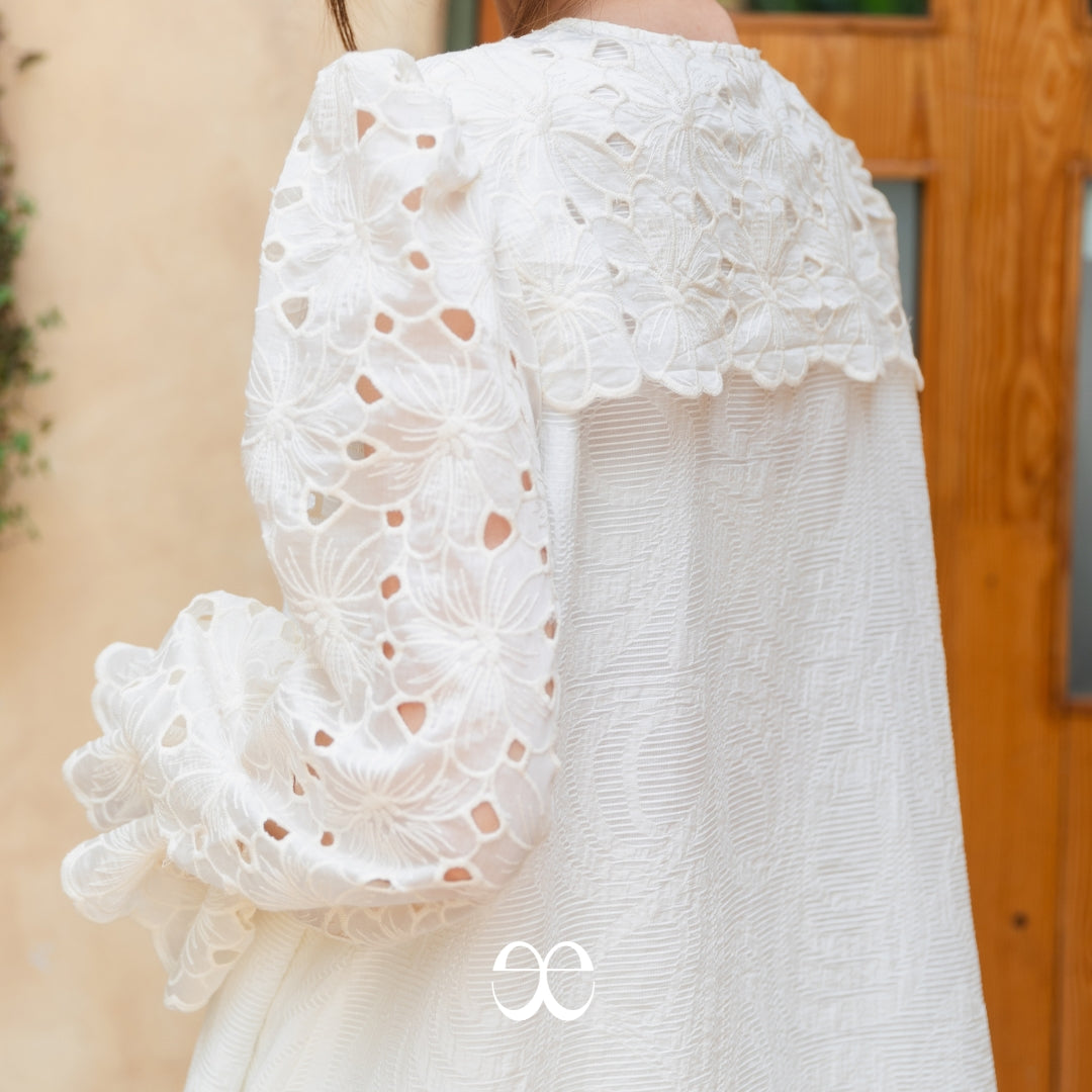 Mirea Lace Blouse - Papyrus Bloom Series