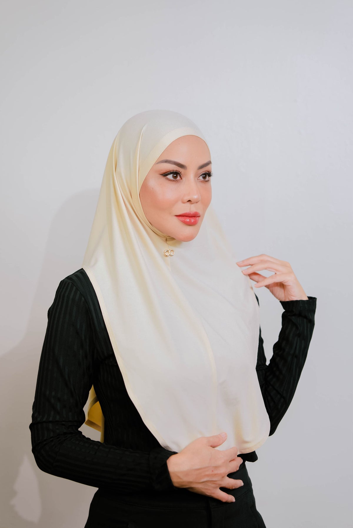 ELLAYA Hijab Sport Wear Instant FlexLong Jersey Series