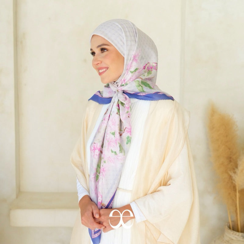 Flórina Scarve Square - Athena Series