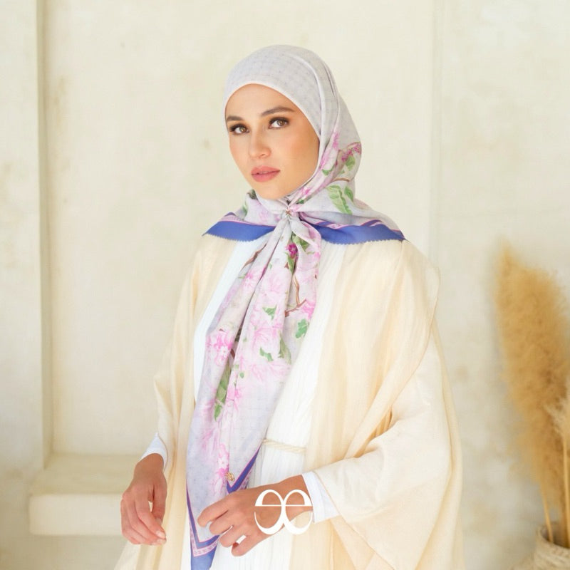Flórina Scarve Square - Athena Series