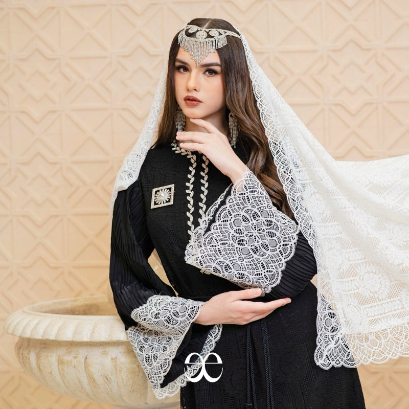 Shafa Lace Shawl - Zahabiya Series