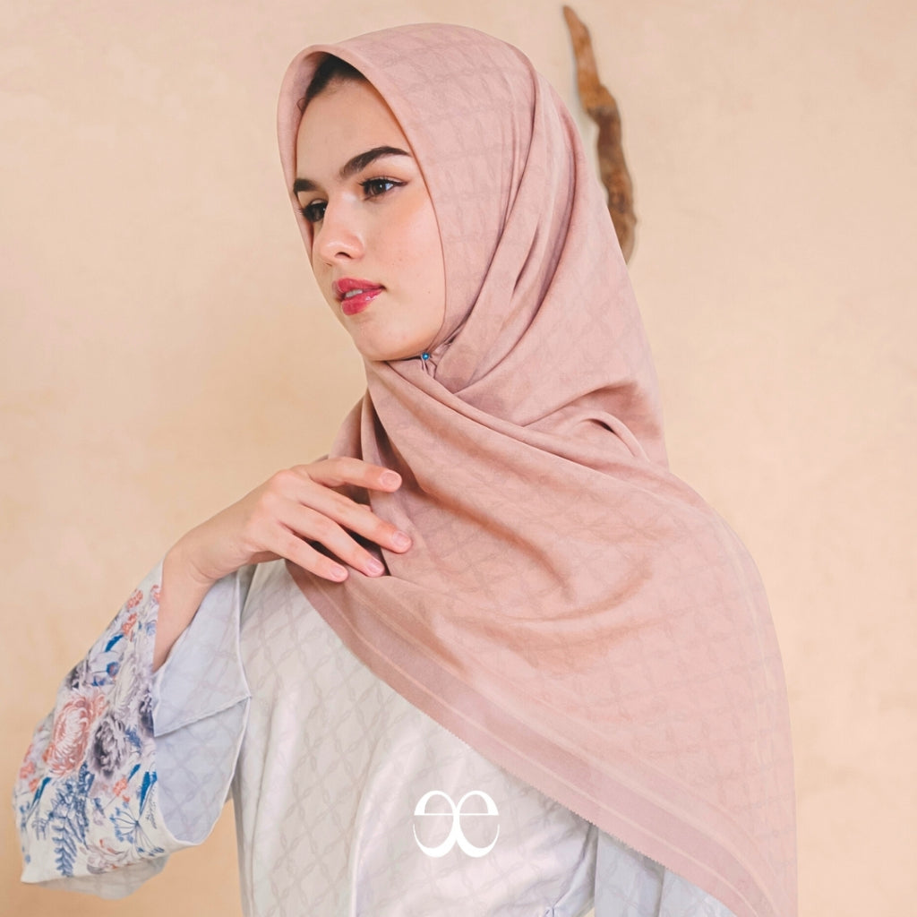 Serenia Scarve Square - Serenia Garden Series