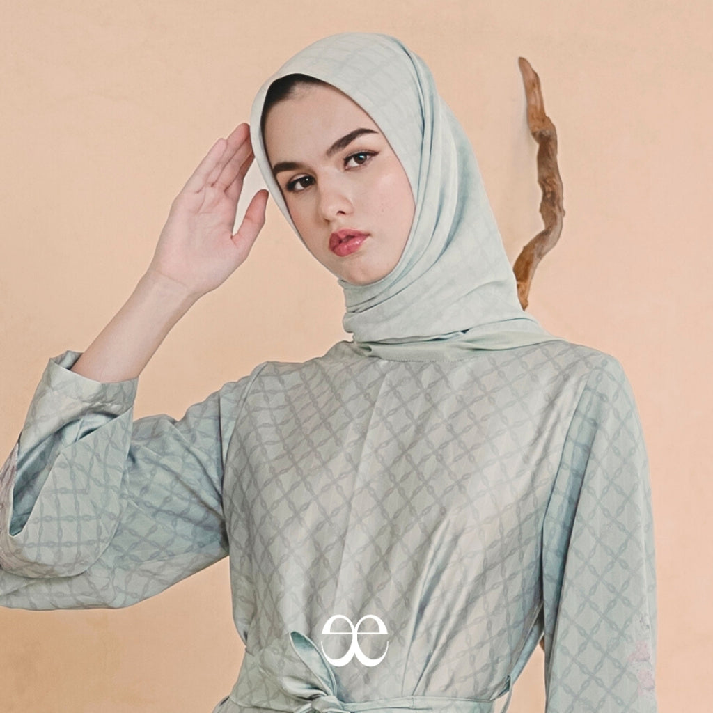 Serenia Scarve Square - Serenia Garden Series